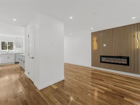 3045 Grace Avenue, Bronx NY 10469