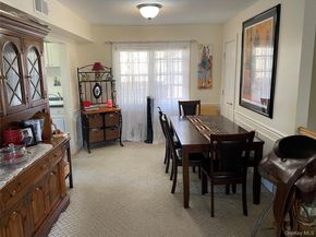 107 Mariners Way, Copiague NY 11726