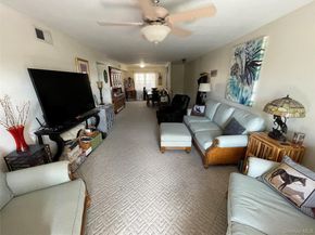 107 Mariners Way, Copiague NY 11726