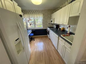 107 Mariners Way, Copiague NY 11726