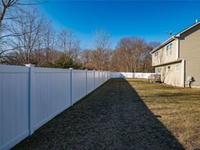 44 Chauncey Lane, Coram NY 11727