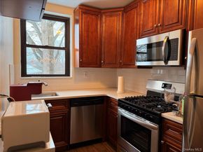 67 Rockledge Road 1B, Hartsdale NY 10530