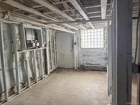 68-09 60th Street, Ridgewood NY 11385