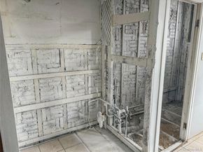 68-09 60th Street, Ridgewood NY 11385