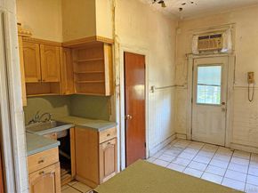 68-09 60th Street, Ridgewood NY 11385