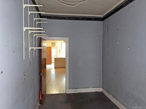 68-09 60th Street, Ridgewood NY 11385