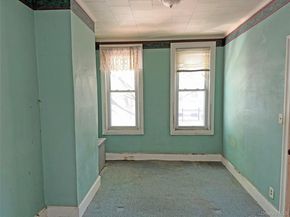 68-09 60th Street, Ridgewood NY 11385