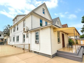 107-43 Inwood Street