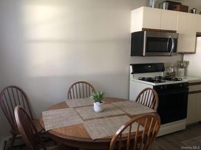 260 Waverly Avenue 60, Patchogue NY 11772