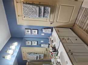 19 Virginia Pine Lane, Bay Shore NY 11706