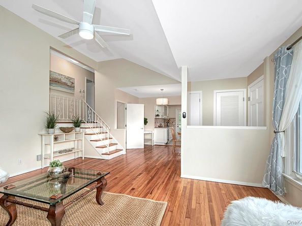 22 Daly Cross Road, Mount Kisco NY 10549