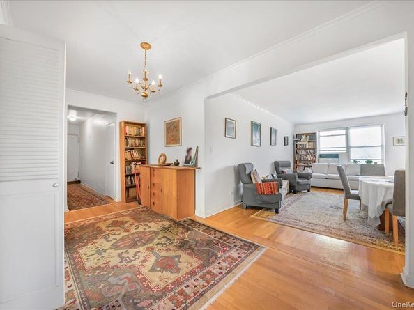 67-66 108th Street B31, Forest Hills NY 11375