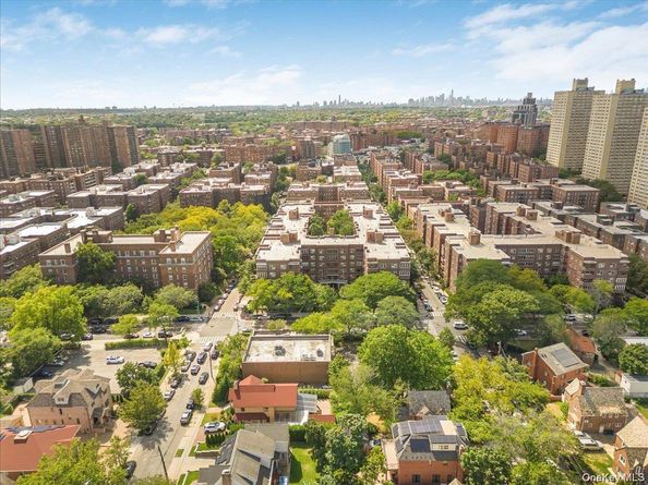 67-66 108th Street B31, Forest Hills NY 11375