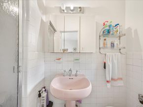 67-66 108th Street B31, Forest Hills NY 11375