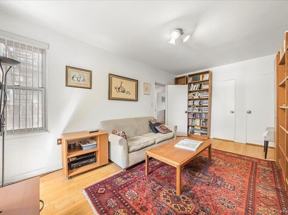 67-66 108th Street B31, Forest Hills NY 11375