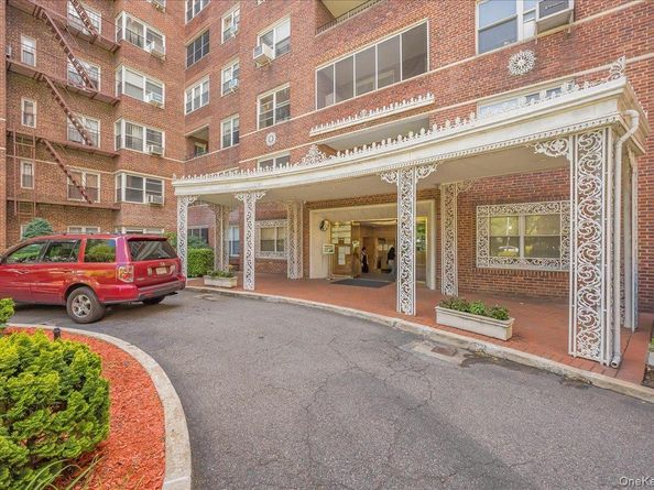 67-66 108th Street B31, Forest Hills NY 11375