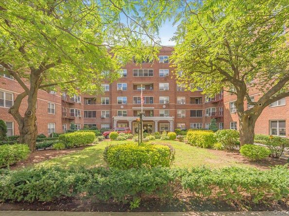 67-66 108th Street B31, Forest Hills NY 11375