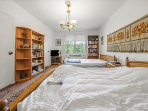 67-66 108th Street B31, Forest Hills NY 11375