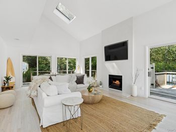 28 Ridge Road