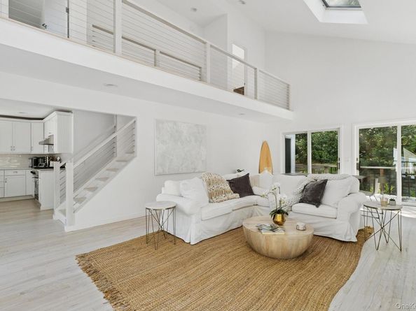 28 Ridge Road, Wainscott NY 11975