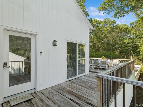 28 Ridge Road, Wainscott NY 11975