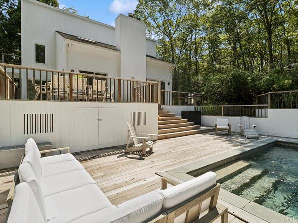 28 Ridge Road, Wainscott NY 11975