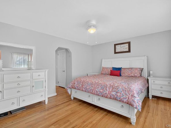 36 Hemlock Lane, Bay Shore NY 11706