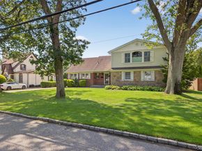 36 Hemlock Lane, Bay Shore NY 11706