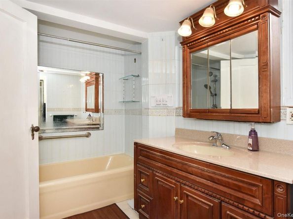 139-30 Coolidge Avenue, Briarwood NY 11435
