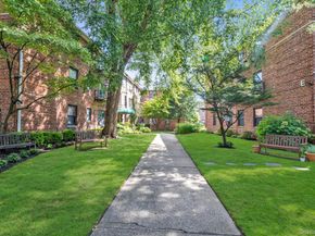 320 Atlantic Avenue D2, East Rockaway NY 11518