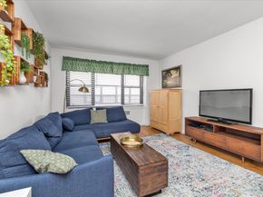 320 Atlantic Avenue D2, East Rockaway NY 11518
