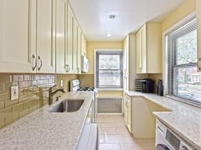 5766 246th Crescent F8, Douglaston NY 11362