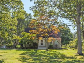 116 Bayview Avenue, East Islip NY 11730