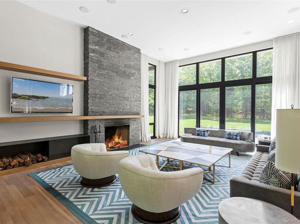 32 Neck Path, East Hampton NY 11937