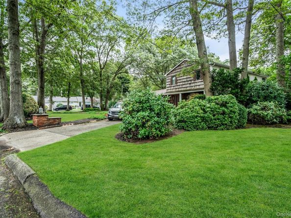 58 Rhoda Avenue, Smithtown NY 11787