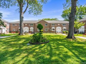 61-25 255th Street 980, Little Neck NY 11362