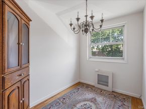 61-25 255th Street 980, Little Neck NY 11362