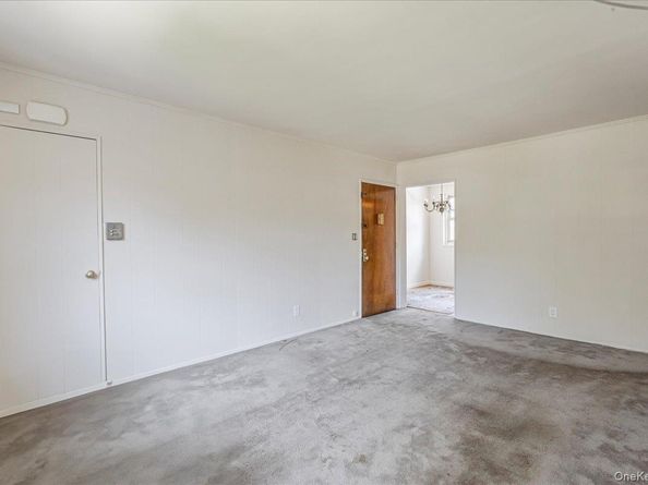 61-25 255th Street 980, Little Neck NY 11362