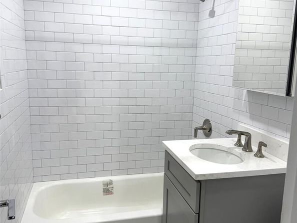 3119 Bailey Avenue 2E, Bronx NY 10463