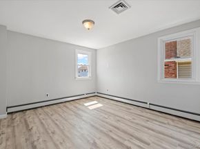 10 Dart Street, East Rockaway NY 11518