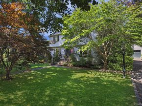 7 Reid Avenue, Port Washington NY 11050