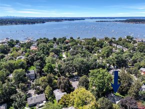 7 Reid Avenue, Port Washington NY 11050