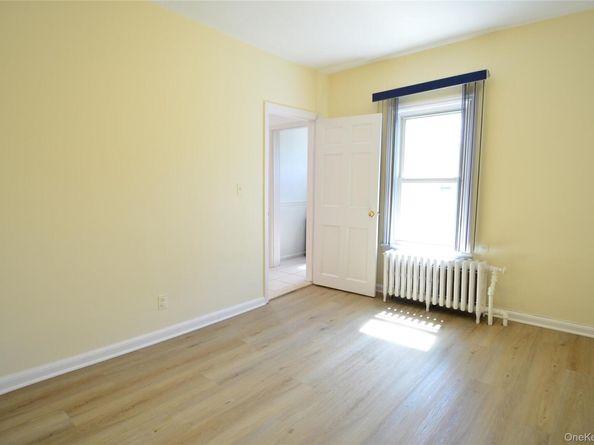 42 Glen Road, Eastchester NY 10709