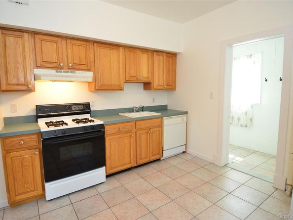42 Glen Road, Eastchester NY 10709