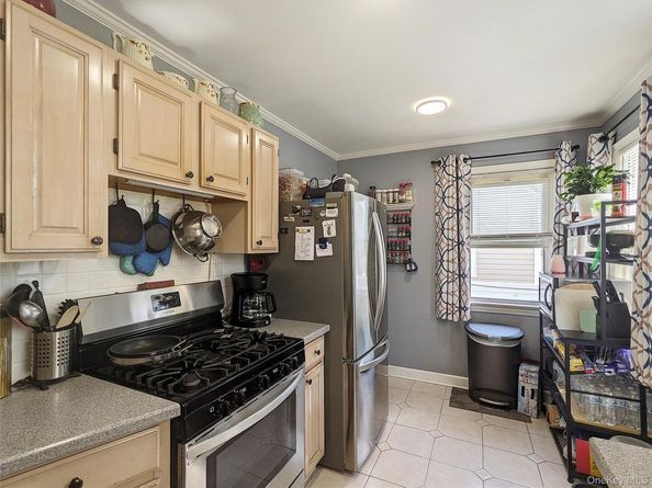 46 E 19th Street, Huntington Station NY 11746