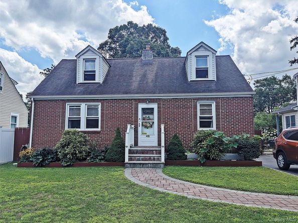 46 E 19th Street, Huntington Station NY 11746