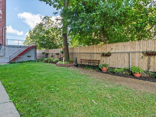 151-05 Cross Island Parkway 6C, Whitestone NY 11357