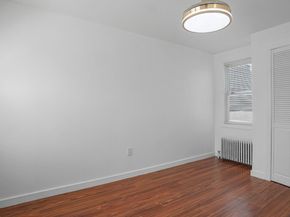 192-23 116th Road, Saint Albans NY 11412