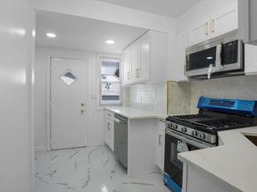 192-23 116th Road, Saint Albans NY 11412
