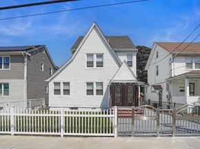 192-23 116th Road, Saint Albans NY 11412